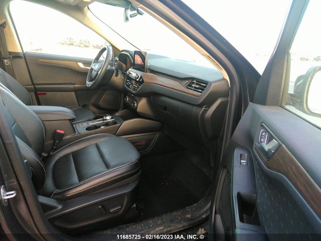 11685725 :رقم المزاد ، 1FMCU9DZ5LUC60014 vin ، 2020 Ford Escape Titanium مزاد بيع