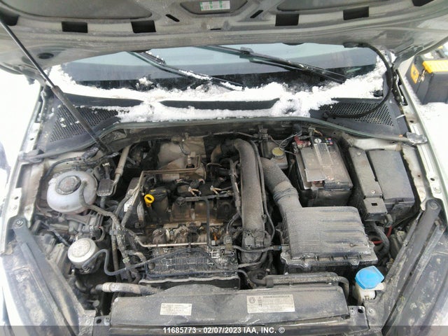 Volkswagen GOLF S/SE 2019 3VWG57AU3KM030567 Image 10