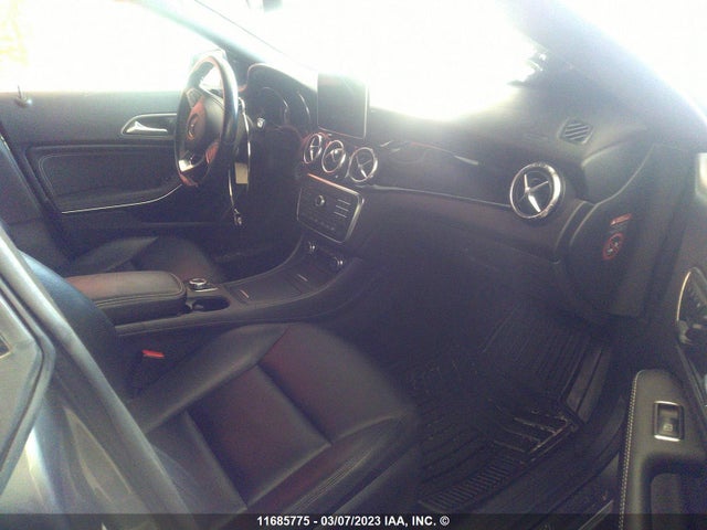 11685775 :رقم المزاد ، WDDSJ4EB4FN245392 vin ، 2015 Mercedes-benz Cla 250 مزاد بيع