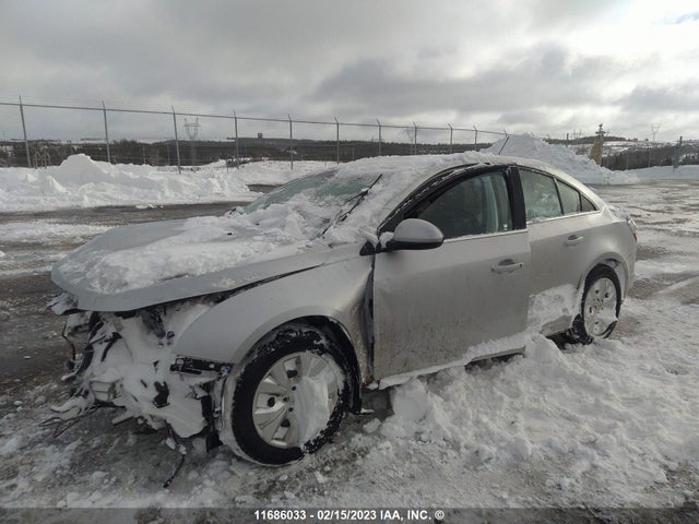 Chevrolet CRUZE LT 2015 1G1PC5SB3F7209579 Image 2