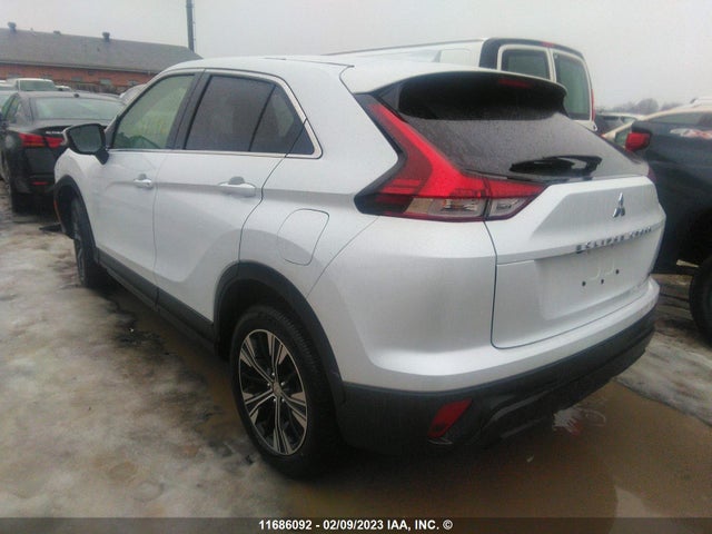 JA4ATUAA4NZ613522 Mitsubishi Eclipse Cross Es