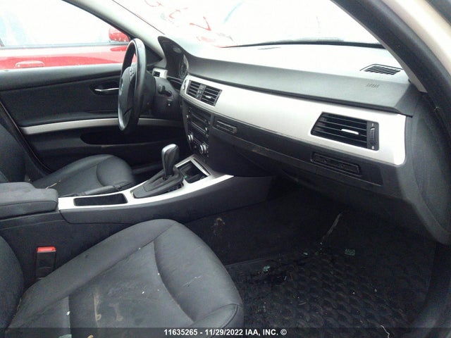 WBAPG73589A641105 BMW 323 I