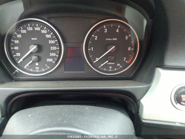 WBAPG73589A641105 BMW 323 I
