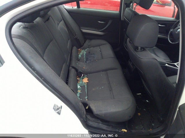 WBAPG73589A641105 BMW 323 I