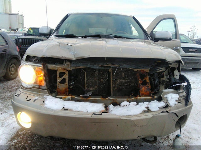 1A8HW58288F121543 Chrysler Aspen Limited