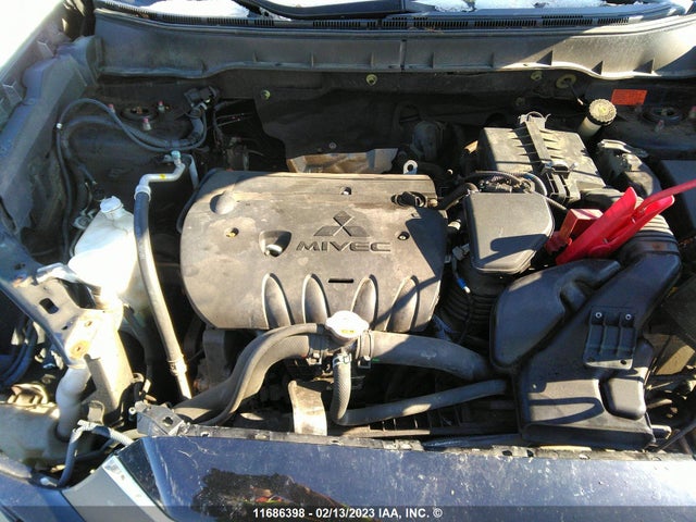 JA4AJ4AW3HZ611377 Mitsubishi RVR SE