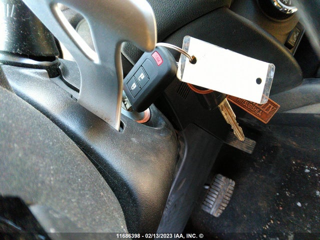 JA4AJ4AW3HZ611377 Mitsubishi RVR SE