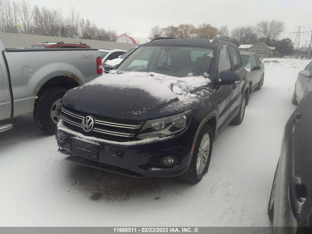 WVGJV7AX0GW599933 Volkswagen TIGUAN