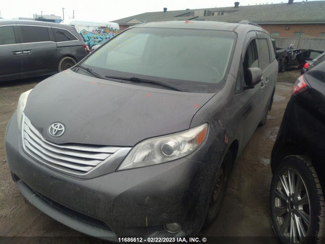 Toyota SIENNA 2014 5TDDK3DC7ES088020 Image 2