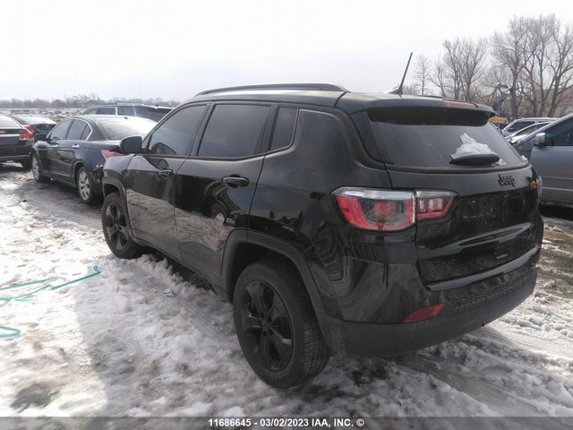 3C4NJDBB1JT321154 Jeep Compass Latitude