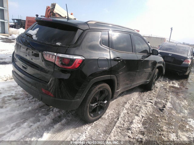 3C4NJDBB1JT321154 Jeep Compass Latitude