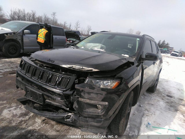3C4NJDBB1JT321154 Jeep Compass Latitude