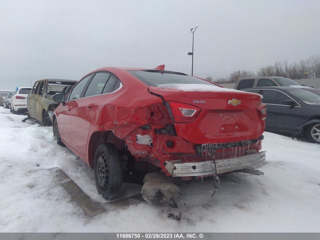 Chevrolet Cruze 2018 1G1BE5SM4J7135586 Image 3