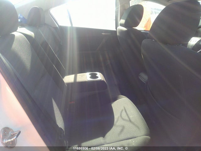 Mazda 3 I 2010 JM1BL1SF5A1354258 Image 8