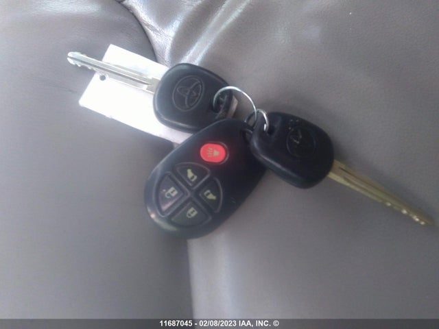 Toyota Sienna Ce/le 2004 5TDZA23C34S145817 Image 3