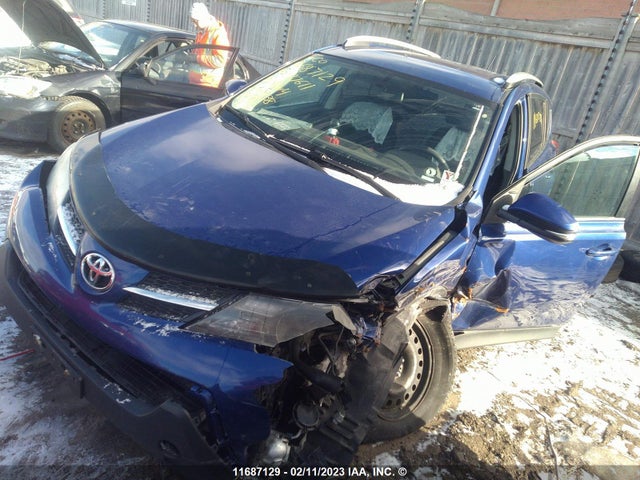 Toyota RAV4 LE 2014 2T3ZFREV3EW077611 Image 2