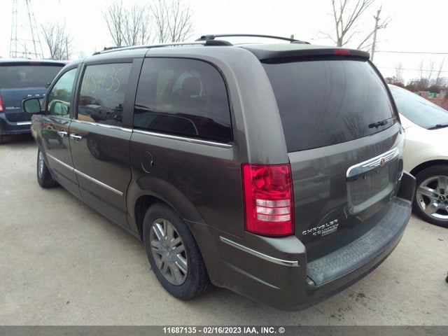 2A4RR6DX9AR398060 Chrysler Town & Country Limited