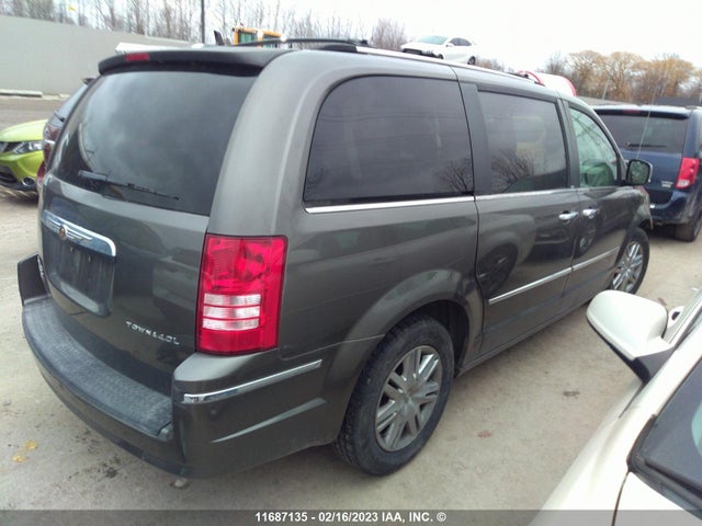 2A4RR6DX9AR398060 Chrysler Town & Country Limited