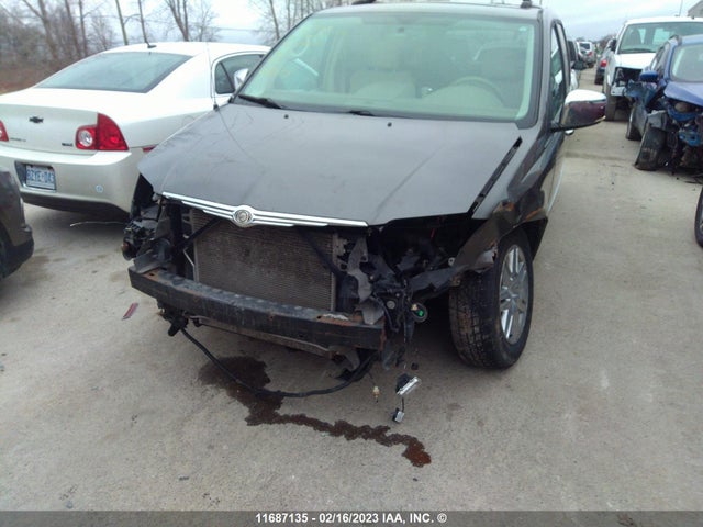 2A4RR6DX9AR398060 Chrysler Town & Country Limited