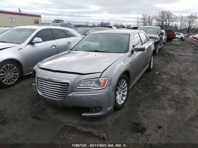 2C3CCAAGXEH107201 Chrysler 300