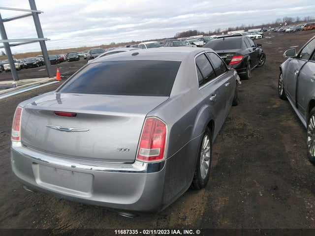 2C3CCAAGXEH107201 Chrysler 300
