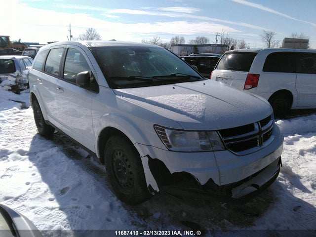 2015 3C4PDCAB8FT680438 main image