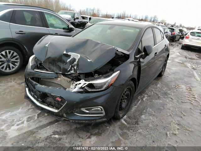 Chevrolet CRUZE LT 2018 3G1BE6SM8JS633510 Image 2