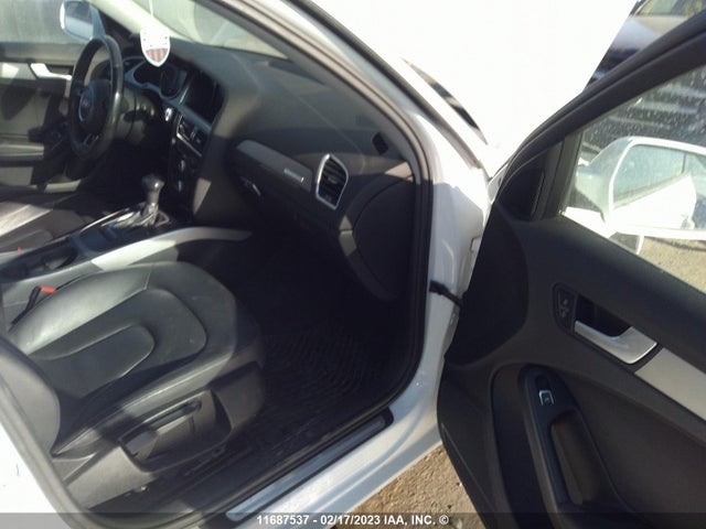 WAUBFCFL8EN000880 Audi A4 PREMIUM