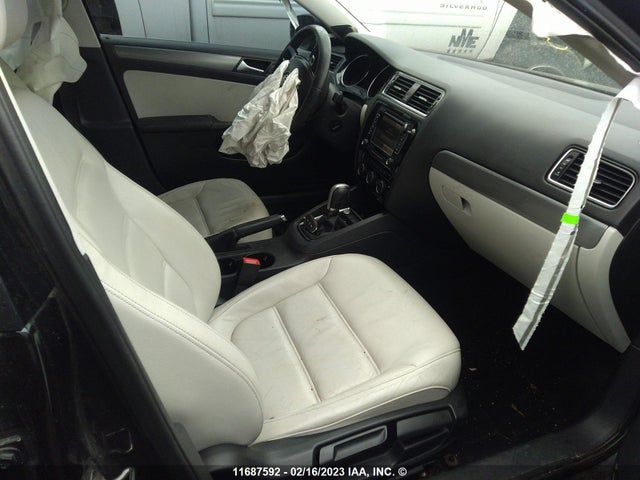 3VWLA7AJ7FM234973 Volkswagen Jetta