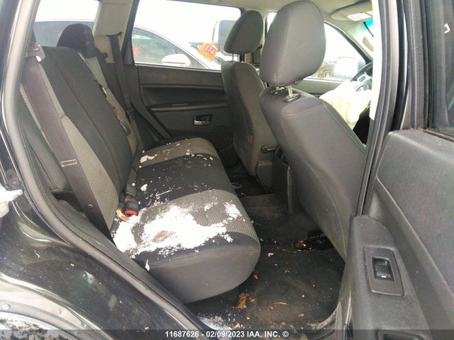 Jeep Grand Cherokee Laredo 2010 1J4PR4GK0AC133130 Image 10