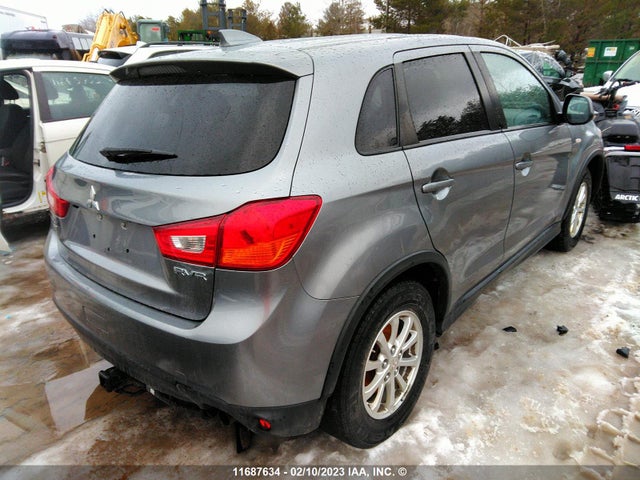 JA4AJ3AU5HZ605380 Mitsubishi RVR SE