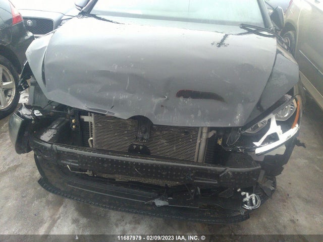 3VWYT7AU1FM025660 Volkswagen GTI