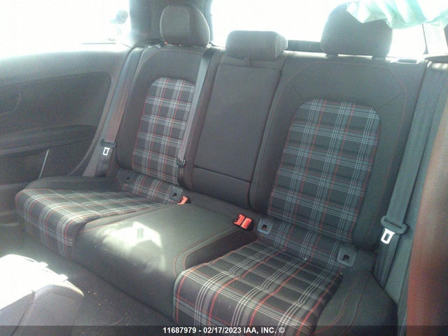 3VWYT7AU1FM025660 Volkswagen GTI