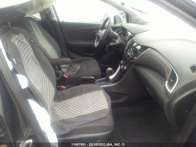 Chevrolet TRAX 1LT 2018 3GNCJLSB3JL381879 Image 5