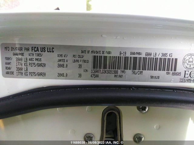 1C6RR7LG3KS691988 RAM 1500 Classic Slt