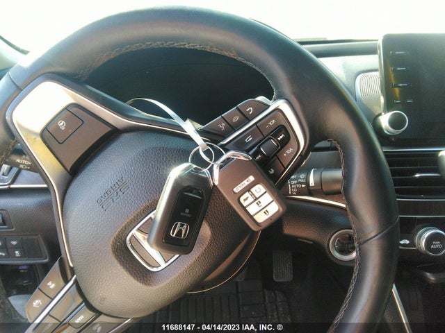 Honda Accord Touring 2018 1HGCV1F94JA810531 Image 11