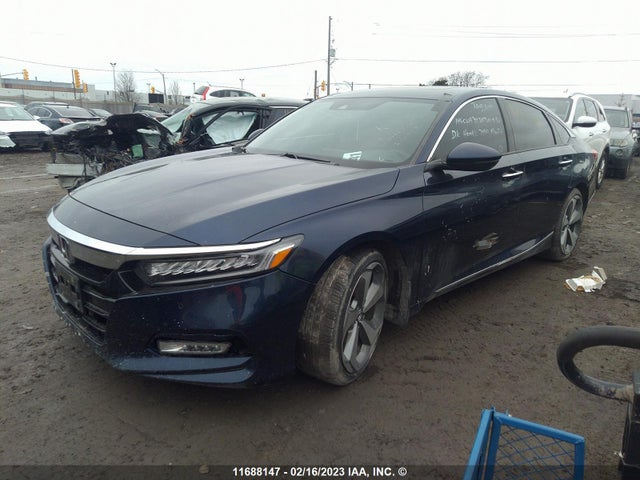 Honda Accord Touring 2018 1HGCV1F94JA810531 Image 2