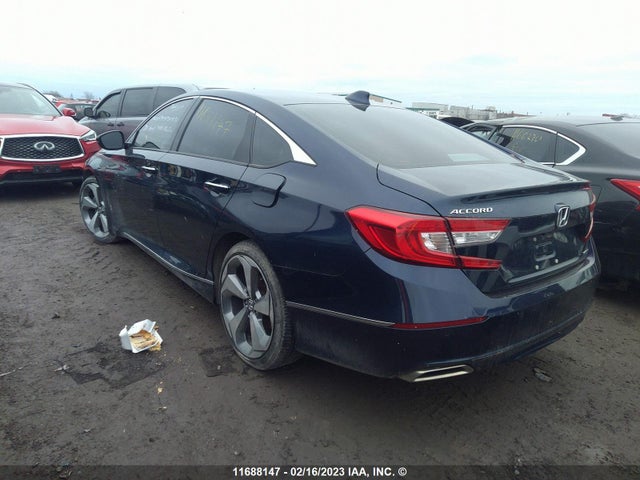 Honda Accord Touring 2018 1HGCV1F94JA810531 Image 3