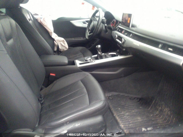 WAULNAF59JA004810 Audi A5 Premium Plus