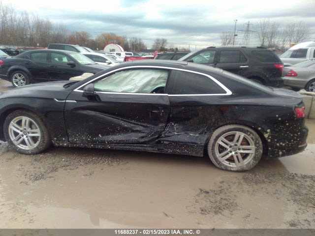 WAULNAF59JA004810 Audi A5 Premium Plus
