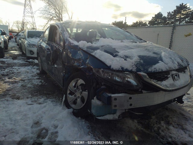 2015 2HGFB2F43FH038628 main image