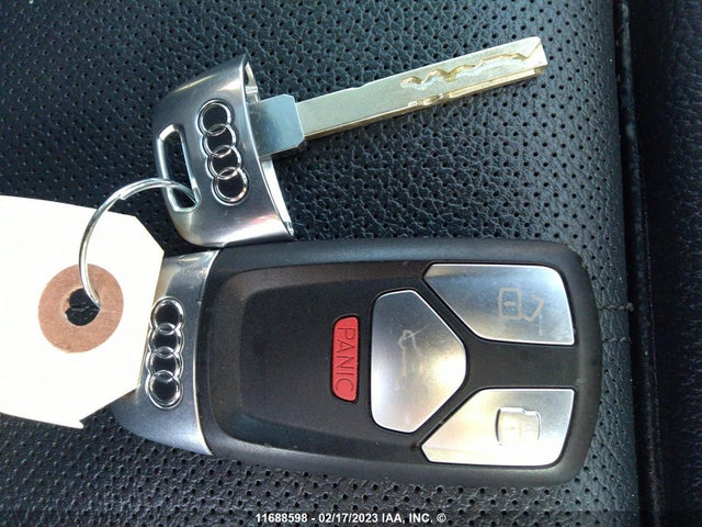 WA1FNAFY8J2222686 Audi Q5 Technik S-line
