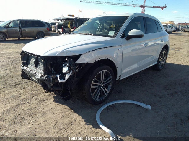 WA1FNAFY8J2222686 Audi Q5 Technik S-line