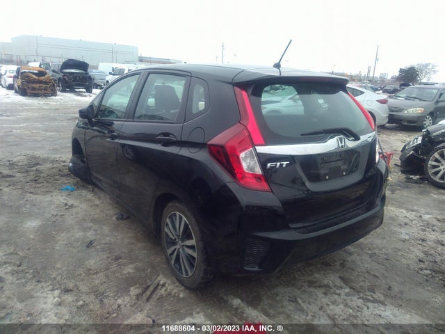 Honda Fit 2015 3HGGK5H8XFM105331 Image 3