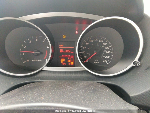 JA4JT3AX8DU600671 Mitsubishi Outlander Se