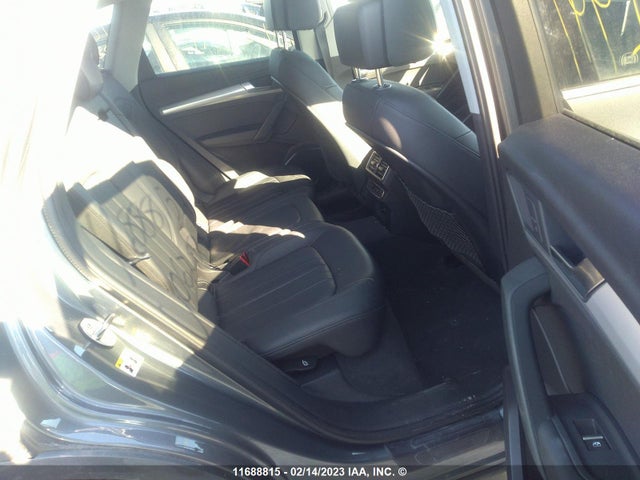 WA1BNBFY6J2062991 Audi Q5 Premium Plus