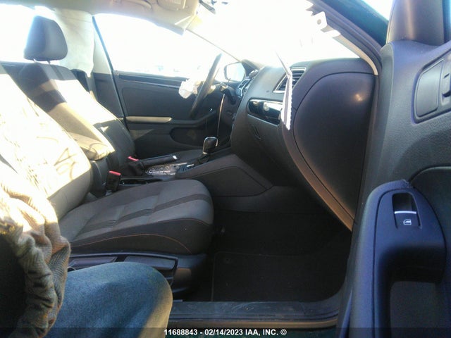 3VWDB7AJ0HM299619 Volkswagen JETTA SE
