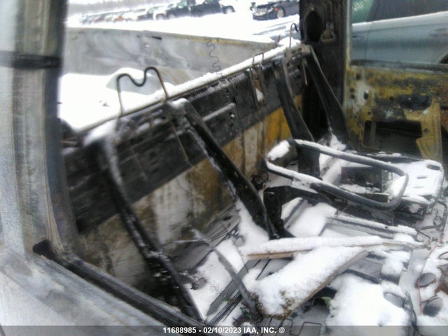 Chevrolet Silverado K1500 2007 1GCEK14C67E524180 Image 9