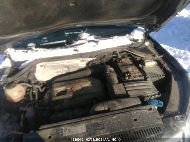 Volkswagen Tiguan 2011 WVGBV7AX1BW504857 Image 11
