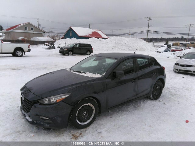 Mazda 3 SPORT 2018 3MZBN1K77JM258490 Image 2